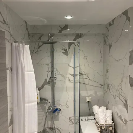 Valantis Apartament *